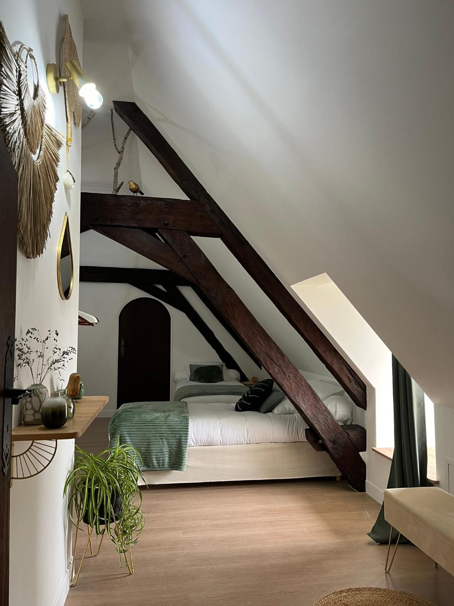 Bed and Breakfast O2 Tours Ourouer-les-Bourdelins Esterno foto