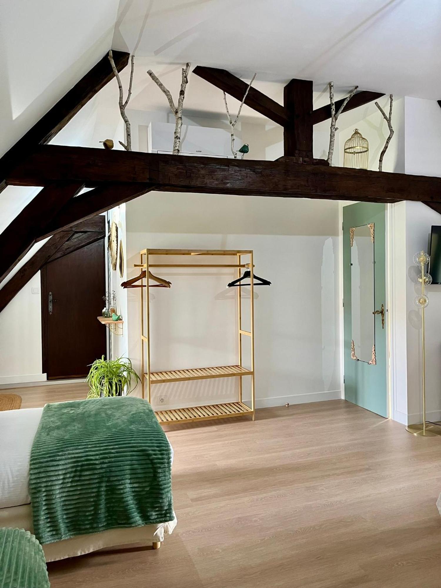 Bed and Breakfast O2 Tours Ourouer-les-Bourdelins Esterno foto